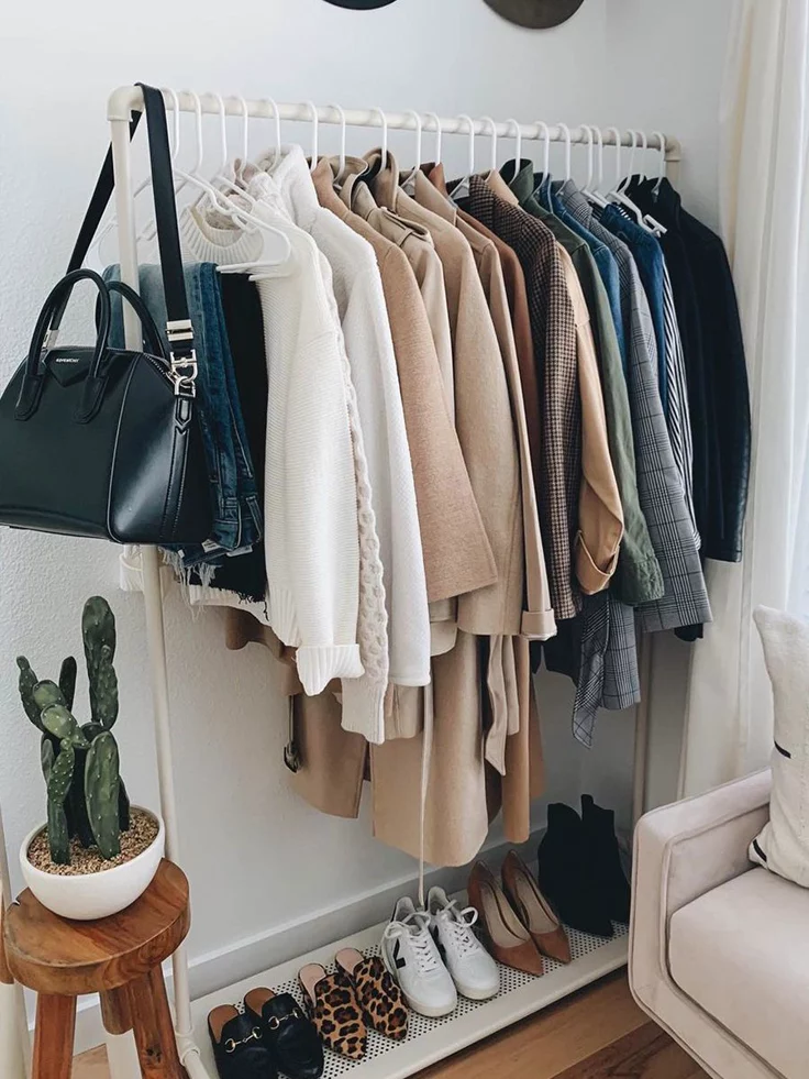 Home capsule wardrobe